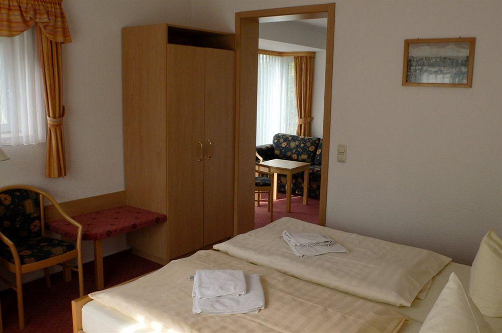 Hotel Haus Oberland Masserberg Exterior foto